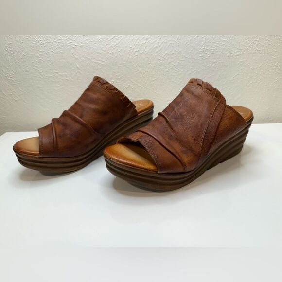 Miz Mooz Leather Slide Wedges Sandals Abbie Brandy, Size 38 (US 7.5) - Picture 4 of 8